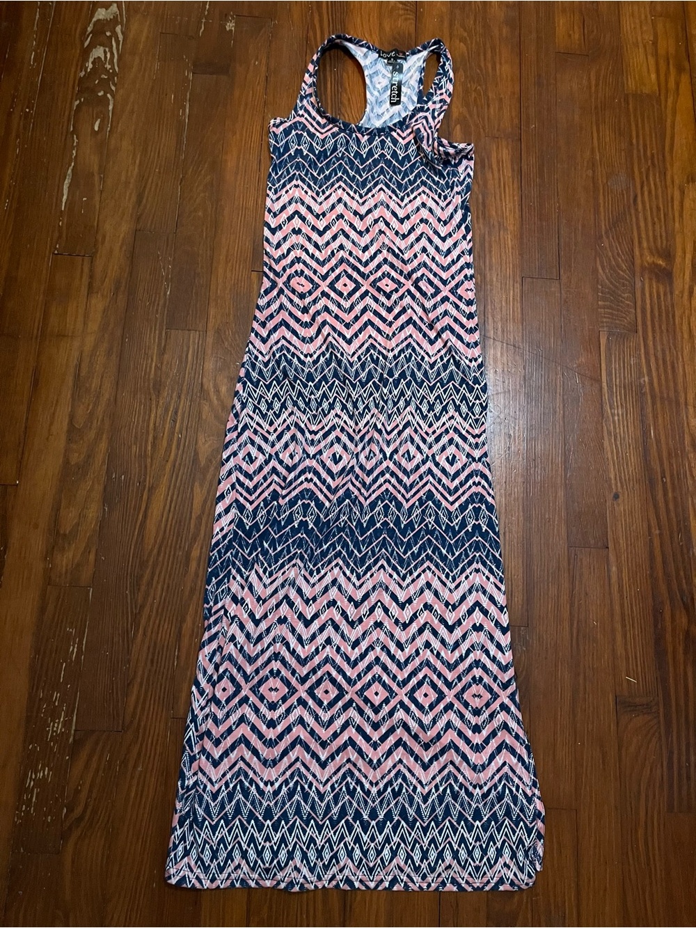 Love by Chelsey Sleeveless Racerback Pink and Navy Geometric Maxi Dress